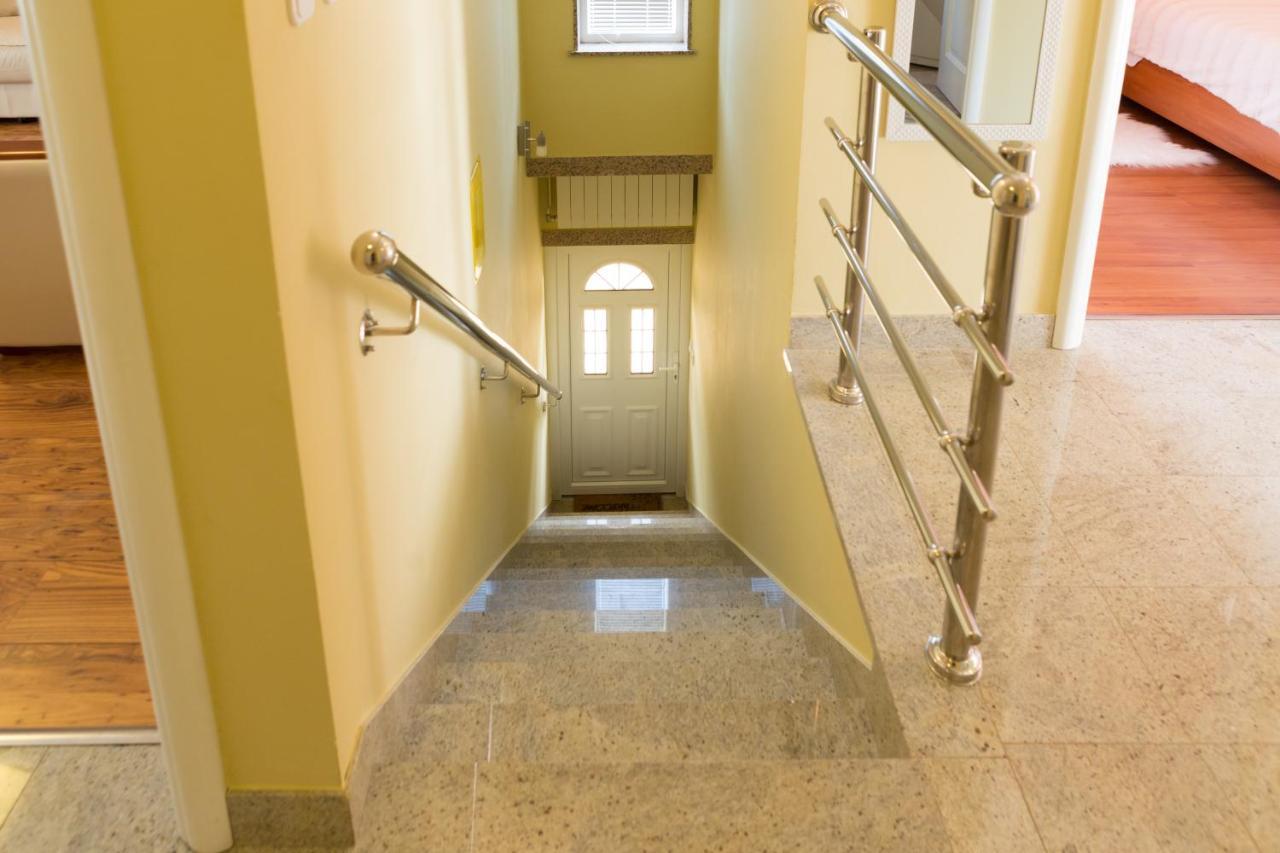 Apartment Mario Otočac Exterior foto